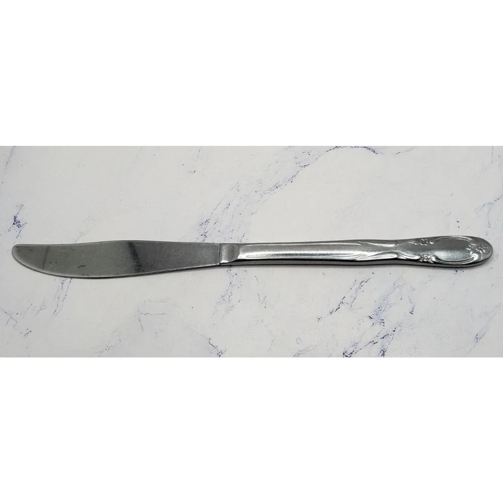 Stainless Steel 8 Inch Floral Pattern Flatware Butter Knife